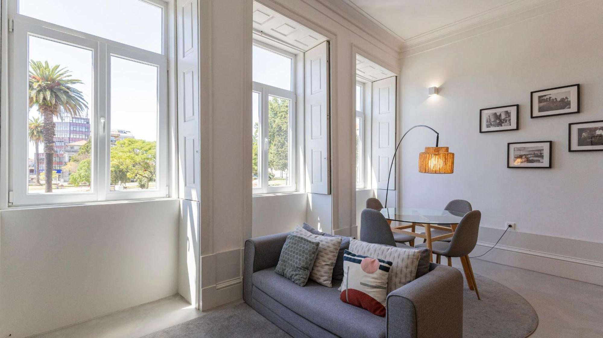 Oporto Downtown Studio By Lovelystay Екстер'єр фото